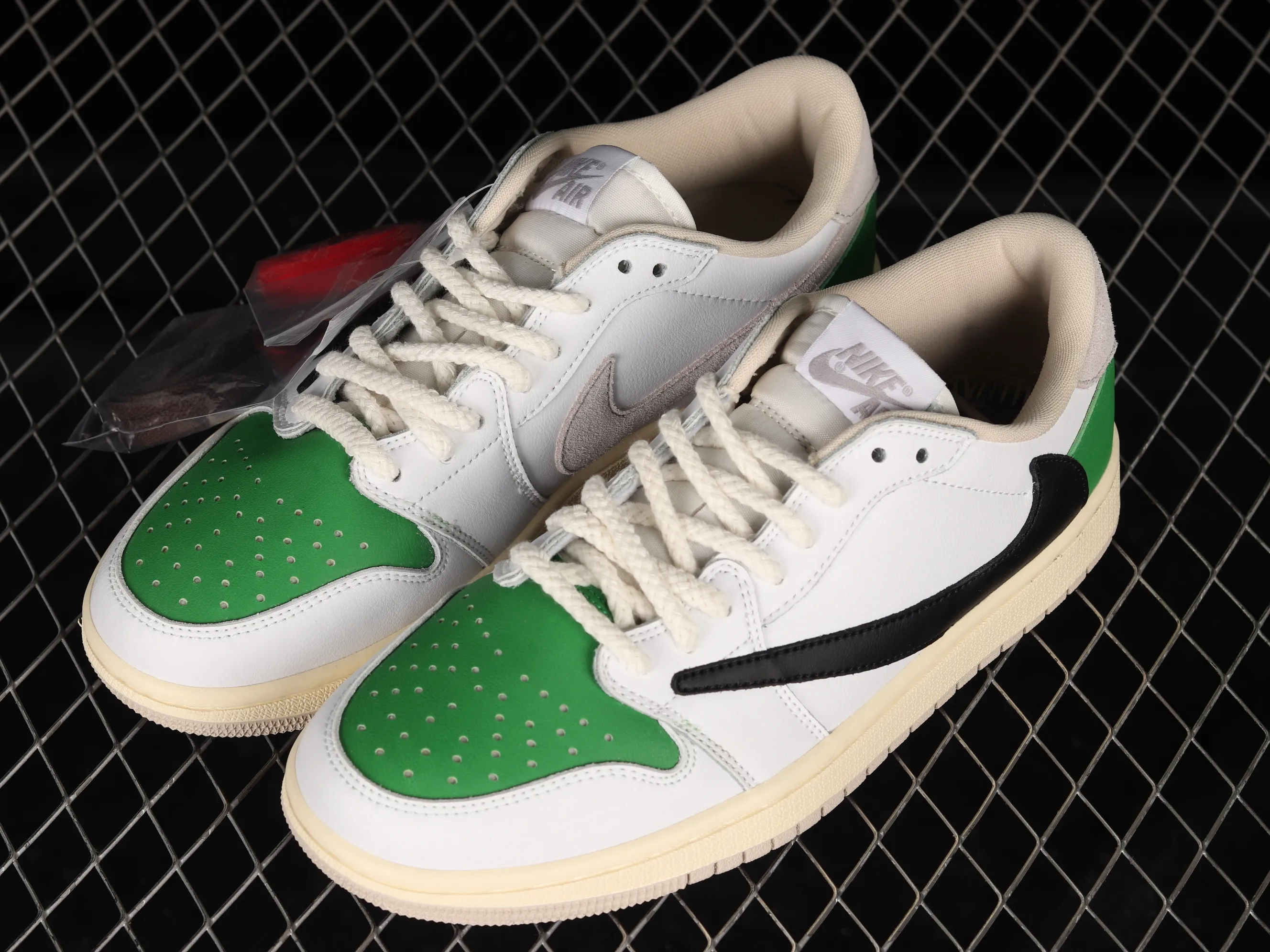 All categories Air Jordan Jordan series basketball shoes Air Jordan 1 Low Travis Scott x Air Jordan 1 Low OG AJ1 undercut low top DM7866-716